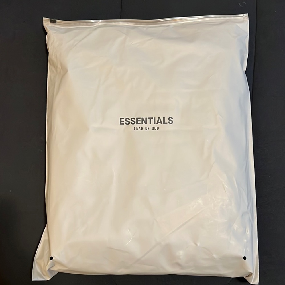 !!TODAYS PRICE!!Essentials Hoodie size M
